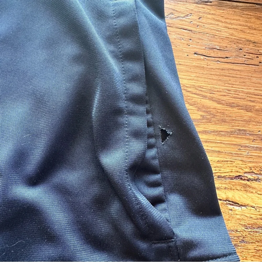Men’s XL Under Armour Loose Fit Full Zip Knit Jacket